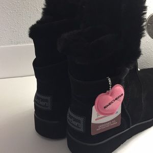 skechers cozy peak boots